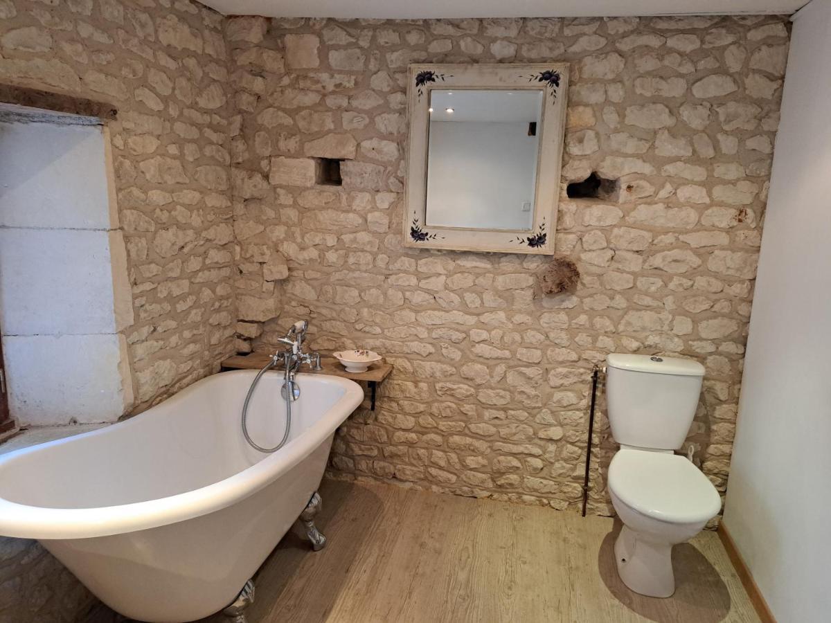 Le Moulin Etourneau - 3 Gites Avec 2 Piscines Champagnac  外观 照片