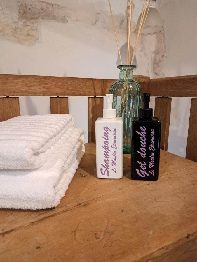 Le Moulin Etourneau - 3 Gites Avec 2 Piscines Champagnac  外观 照片